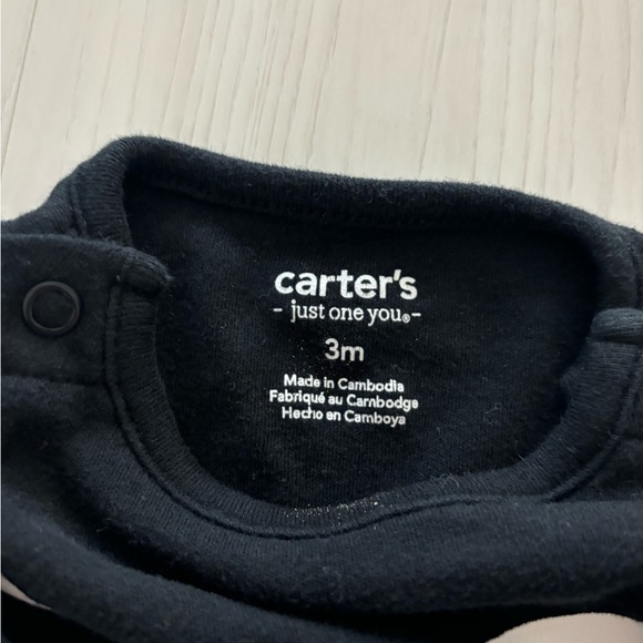 2 Carter’s skeleton onesies for Halloween or costume party. 3 and 6 months - Picture 2 of 3